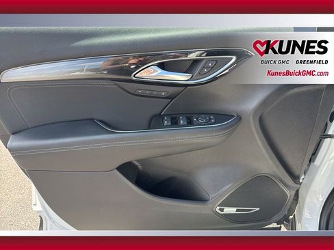 Used 2024 Buick Envision Preferred AWD/4WD image 17