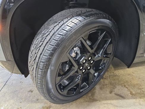 New 2026 Chevrolet Traverse RS w/ LPO, Floor Liner Package image 34