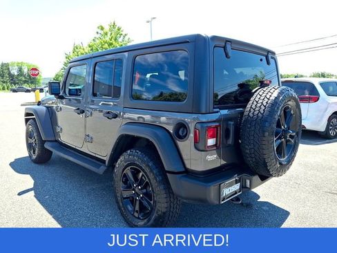 Used 2022 Jeep Wrangler Unlimited Sport AWD/4WD image 4
