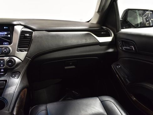 Used 2019 Chevrolet Tahoe LT image 14