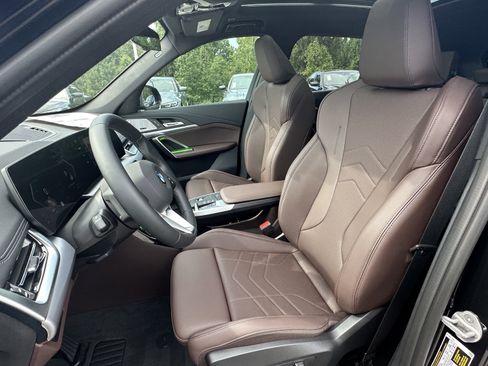 Used 2025 BMW X1 xDrive28i image 16