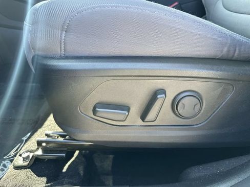 Used 2024 Hyundai Santa Cruz SEL AWD/4WD image 16