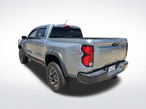 Used 2023 Chevrolet Colorado ZR2 w/ ZR2 Convenience Package III AWD/4WD image 9