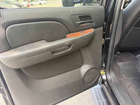 Used 2007 GMC Sierra 2500 SLT w/ Convenience Package AWD/4WD image 19