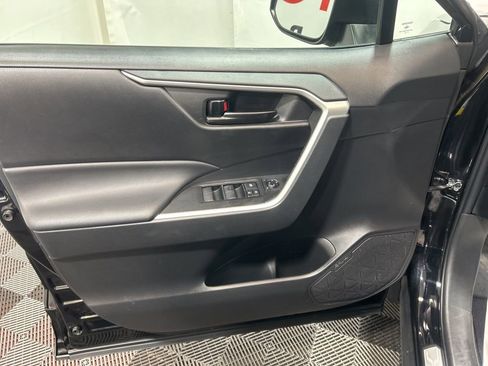 Used 2023 Toyota RAV4 LE image 23