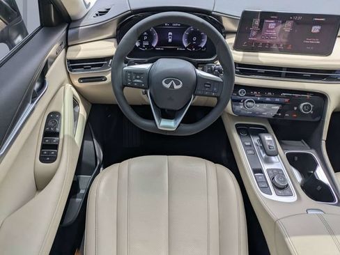 Used 2025 INFINITI QX60 Luxe FWD image 17