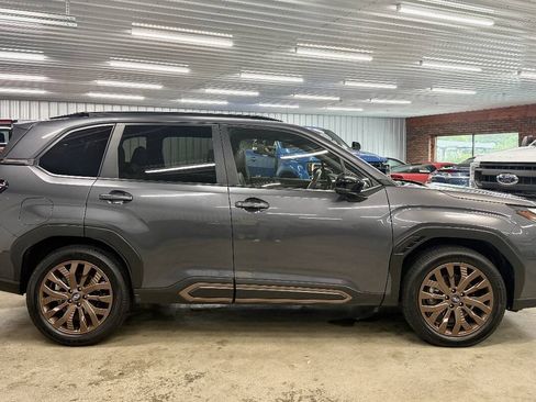 Used 2025 Subaru Forester Sport AWD/4WD image 5