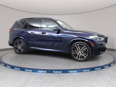 Used 2022 BMW X5 M50i w/ Executive Package image 4
