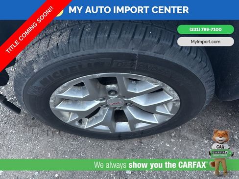 Used 2015 GMC Sierra 1500 SLT w/ SLT Crew Cab Value Package image 6