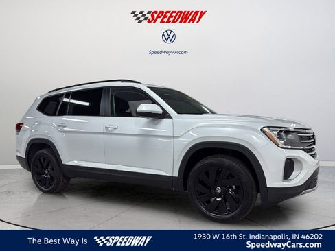 New 2026 Volkswagen Atlas SE AWD/4WD image 1