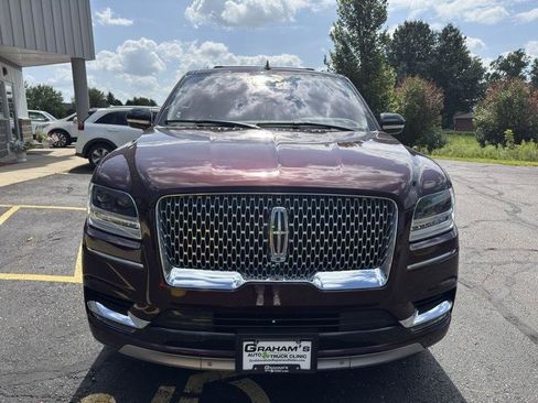 Used 2018 Lincoln Navigator L Reserve w/ Technology Package AWD/4WD image 16
