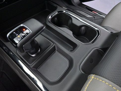 Used 2023 Chevrolet Silverado 1500 ZR2 w/ Technology Package image 26