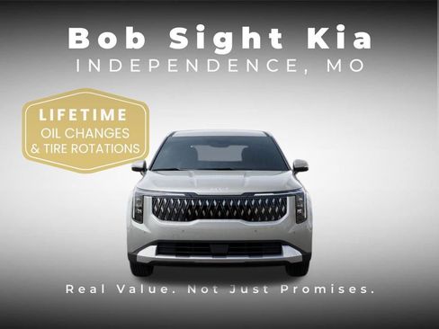 New 2026 Kia Carnival EX FWD image 2