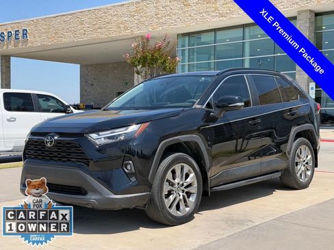Used 2023 Toyota RAV4 XLE Premium FWD image 8