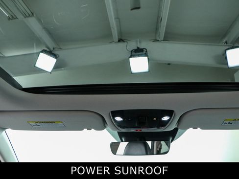 Used 2025 Kia Sorento EX w/ EX Panoramic Sunroof Package AWD/4WD image 21