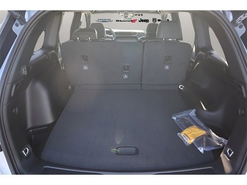 New 2025 Jeep Grand Cherokee Limited image 25