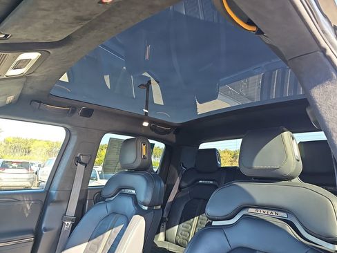 Used 2022 Rivian R1T Launch Edition image 35