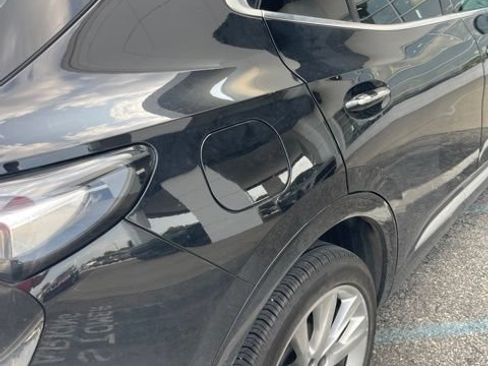Used 2023 Buick Envision Avenir AWD/4WD image 9