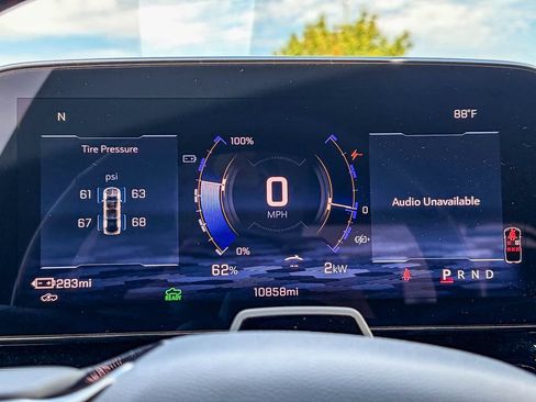 Used 2024 Chevrolet Silverado EV RST AWD/4WD image 51
