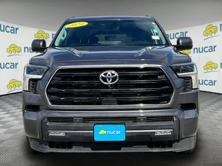 Used 2024 Toyota Sequoia SR5 video 2
