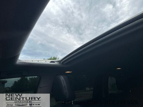 Used 2018 Toyota Highlander XLE AWD/4WD image 39