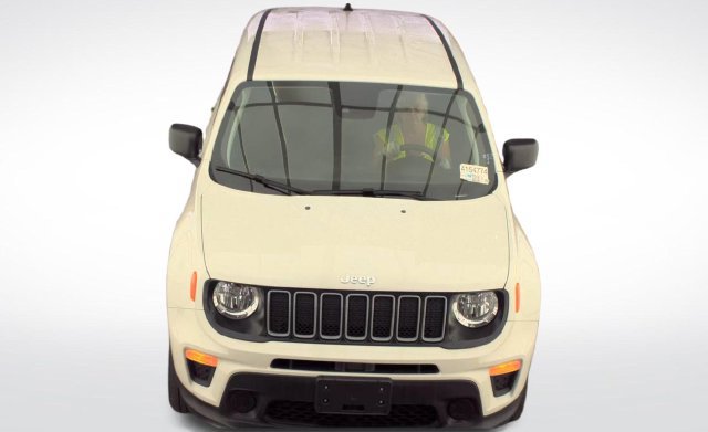 Used 2023 Jeep Renegade Latitude AWD/4WD image 8