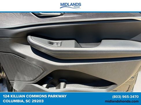 Used 2025 Jeep Grand Cherokee Limited AWD/4WD image 26