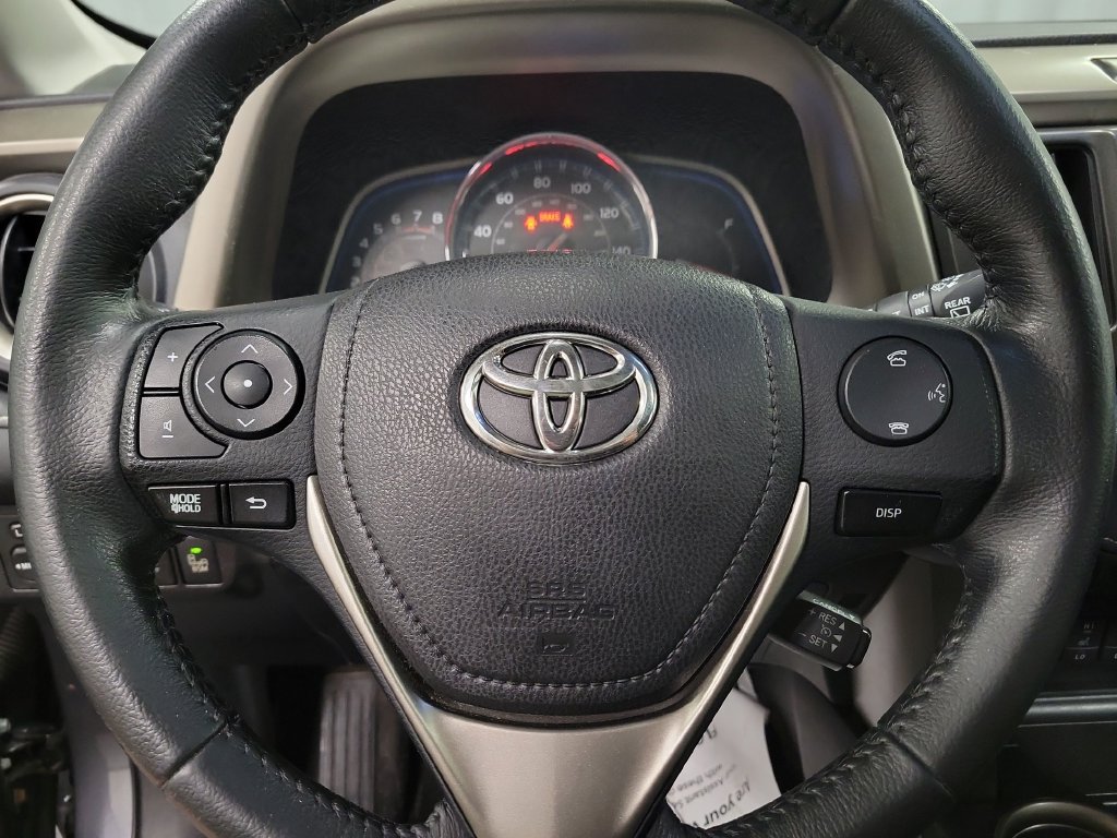 Used 2015 Toyota RAV4 Limited w/ Technology Package AWD/4WD image 25