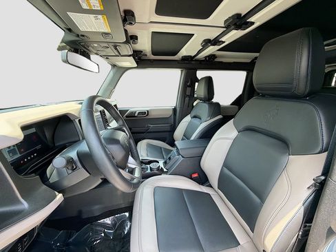 Used 2024 Ford Bronco Wildtrak AWD/4WD image 20