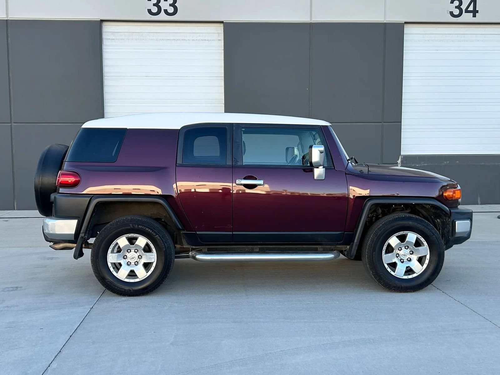Used 2007 Toyota FJ Cruiser 4WD w/ Upgrade Pkg 2 image 6