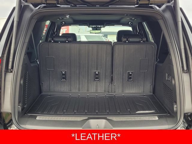 New 2026 GMC Yukon XL AT4 w/ AT4 Premium Package AWD/4WD image 9