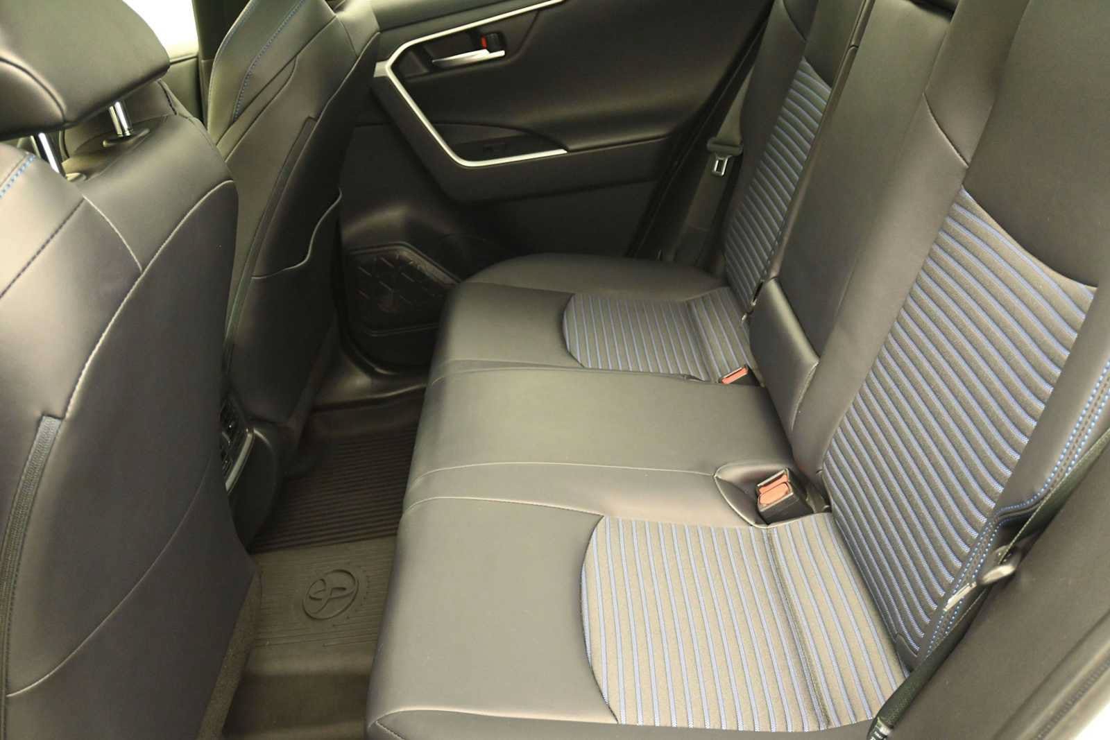 Used 2019 Toyota RAV4 XSE AWD/4WD image 20