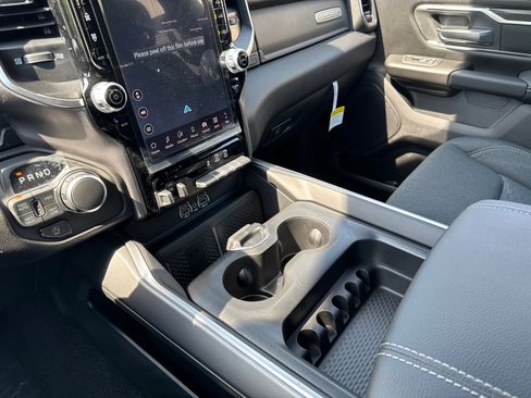 New 2026 RAM 1500 Big Horn AWD/4WD image 30