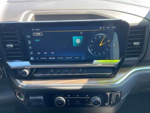 Used 2024 Chevrolet Silverado 2500 LT image 12