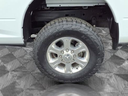 Used 2024 RAM 2500 Big Horn AWD/4WD image 20