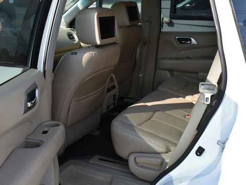 Used 2014 Nissan Pathfinder Platinum w/ Platinum Premium Package AWD/4WD image 11