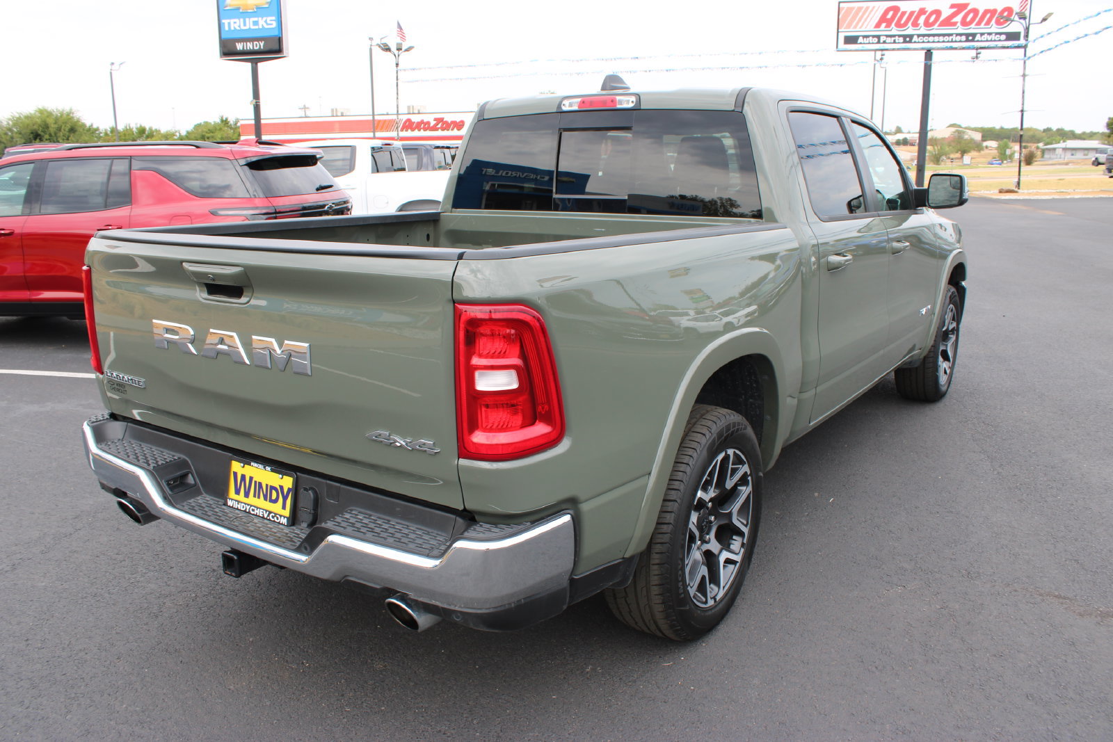 Used 2026 RAM 1500 Laramie AWD/4WD image 8