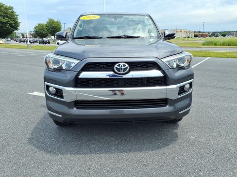 Used 2016 Toyota 4Runner Limited AWD/4WD image 2