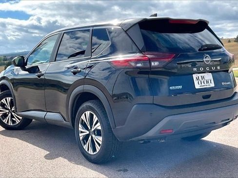 Used 2023 Nissan Rogue SV AWD/4WD image 4
