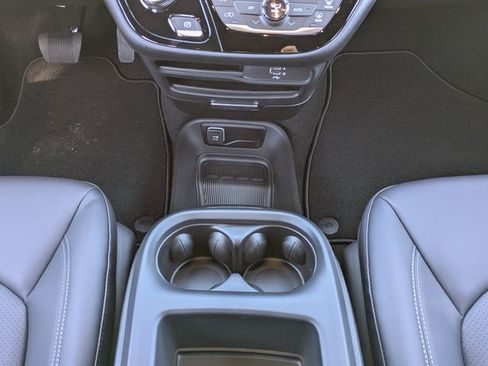 New 2026 Chrysler Voyager LX image 20