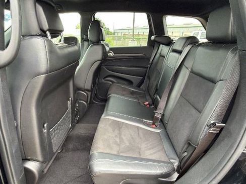 Used 2022 Jeep Grand Cherokee Laredo X AWD/4WD image 34