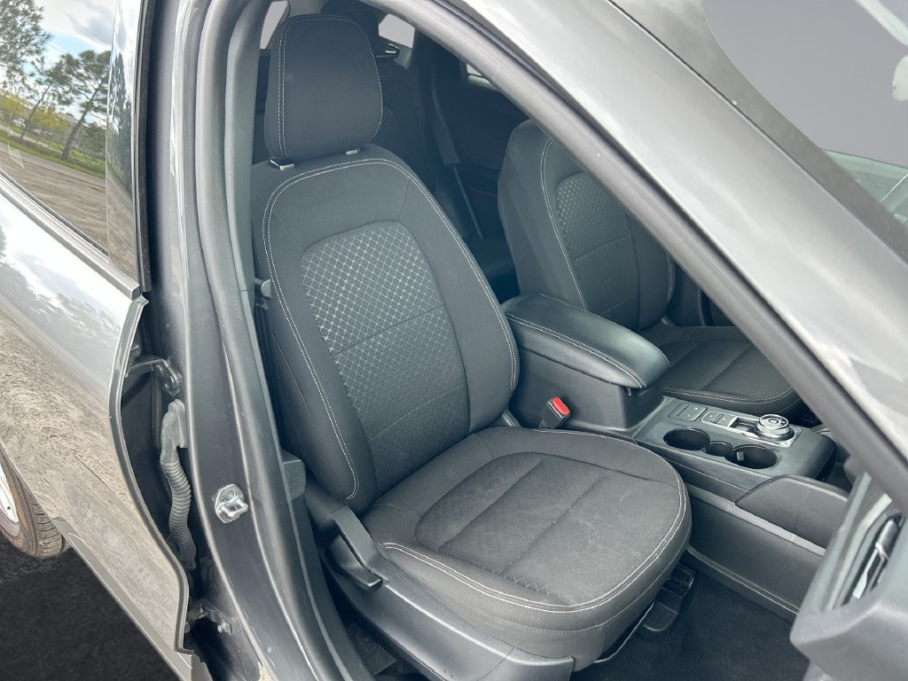Used 2024 Ford Escape Active AWD/4WD image 31
