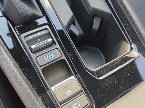 Certified 2025 Honda Accord Sport image 19