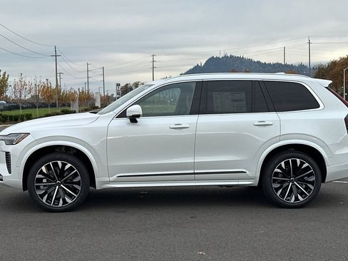 New 2026 Volvo XC90 B6 Plus w/ Protection Package Premier image 6