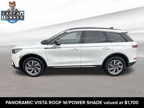 Used 2025 Lincoln Corsair AWD w/ Equipment Group 101A image 4