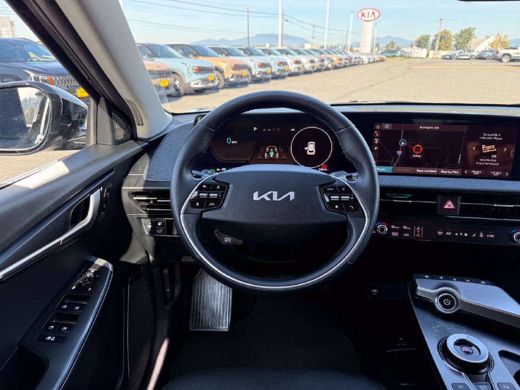 Certified 2023 Kia EV6 Wind AWD/4WD image 23