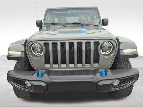 Used 2023 Jeep Wrangler Unlimited Rubicon 4xe w/ Cold Weather Group AWD/4WD image 8