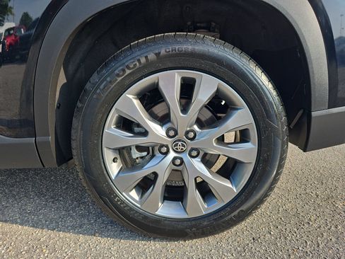 Used 2024 Toyota Grand Highlander AWD image 34