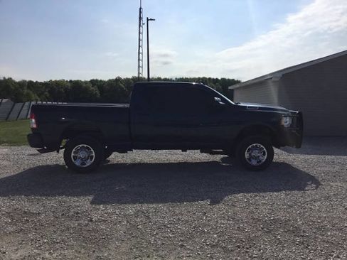 Used 2020 RAM 2500 Big Horn w/ Level 1 Equipment Group AWD/4WD image 2