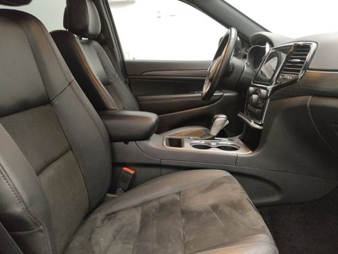 Used 2022 Jeep Grand Cherokee Laredo X AWD/4WD image 21